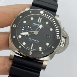 Panerıa E4