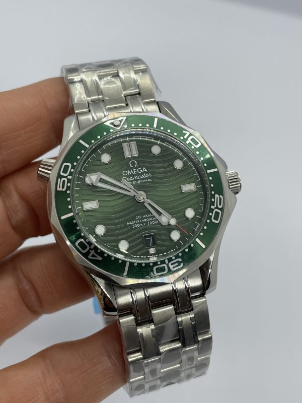 Omega E1
