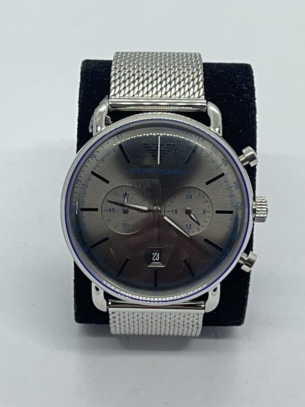 Armani E40